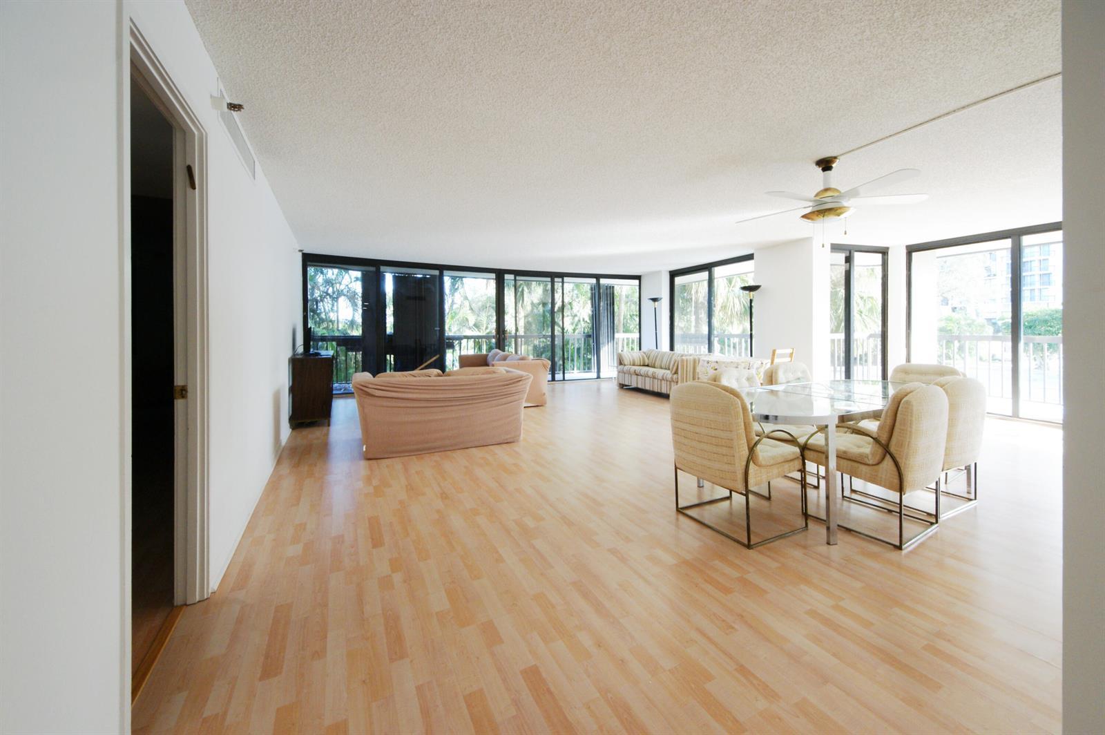 2450 Presidential Way # 208, West Palm Beach FL 33401 photo 5