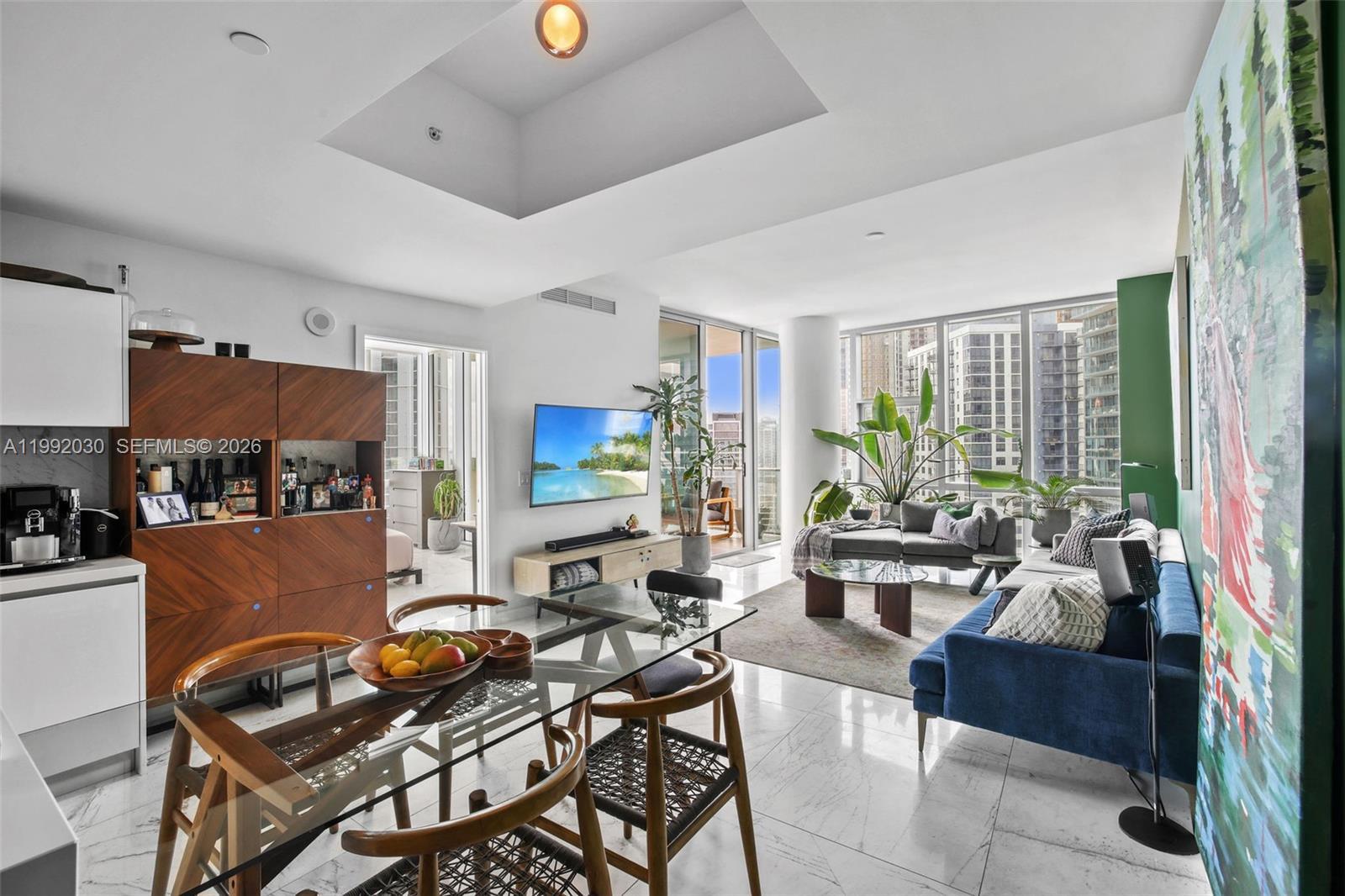 851 NE 1st Ave # 3211, Miami FL 33132 photo 4