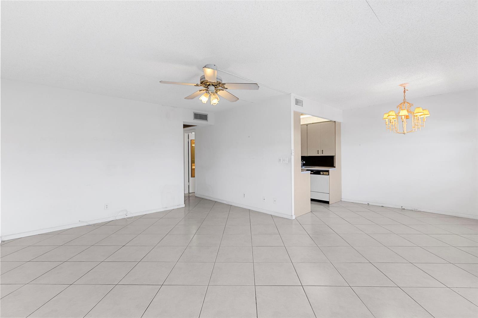 4096 Westbury H # 4096, Deerfield Beach FL 33442 photo 4