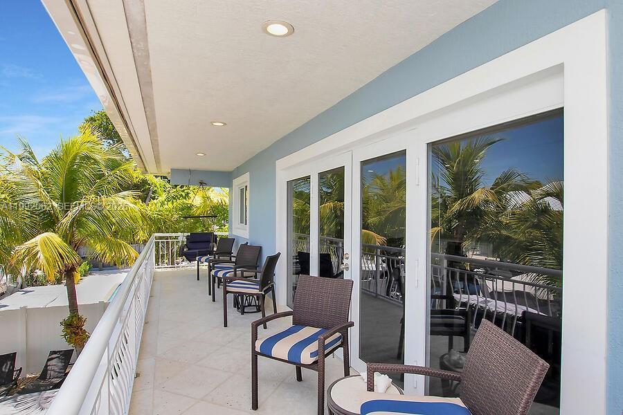 105 2nd Ln, Key Largo FL 33037 photo 3