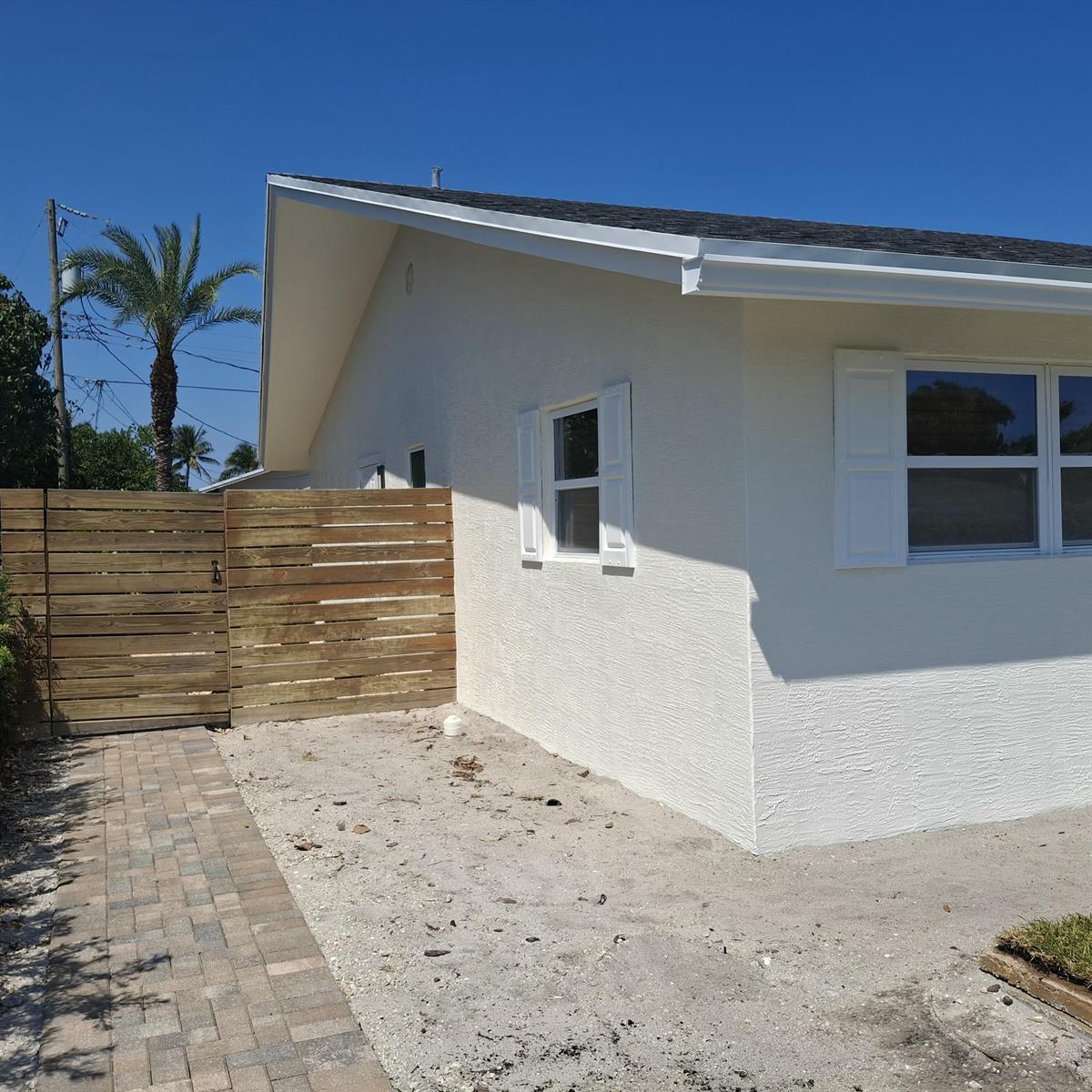 1097 Wilkinson Road # B, Lake Worth FL 33462