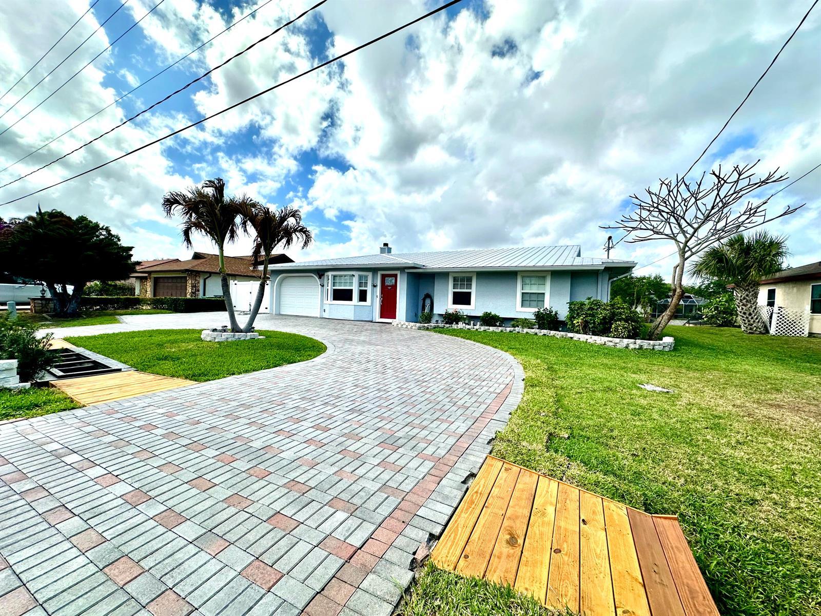 141 NE Sagamore Terrace, Port St. Lucie FL 34983 photo 2