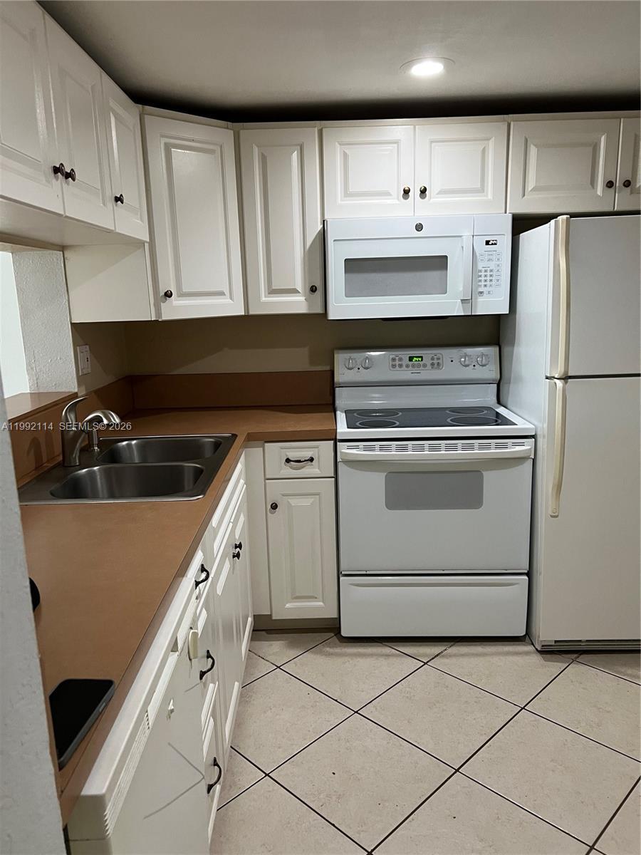 10845 SW 112th Ave # 107, Miami FL 33176 photo 5