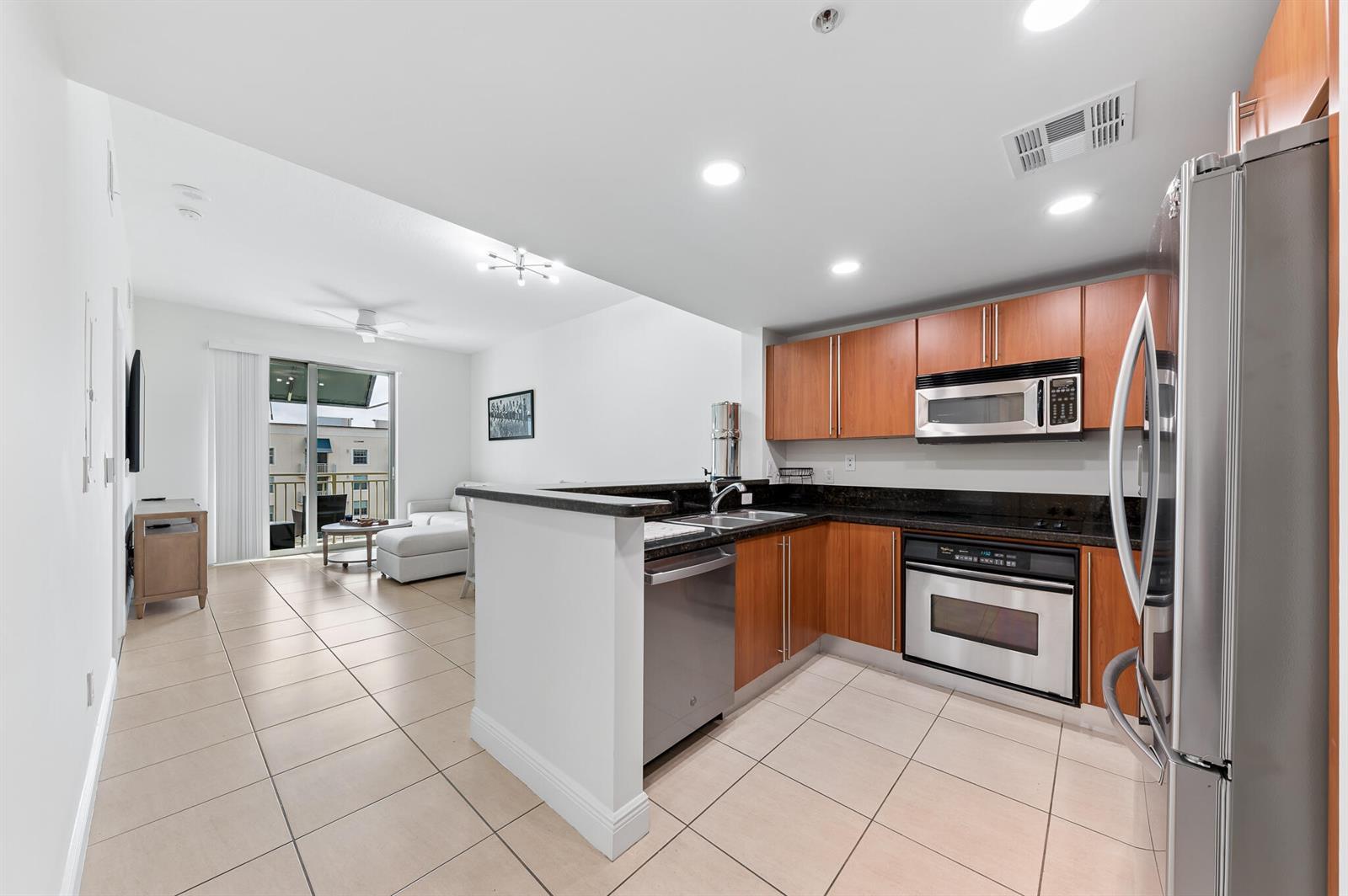 610 Clematis Street # 811, West Palm Beach FL 33401 photo 3