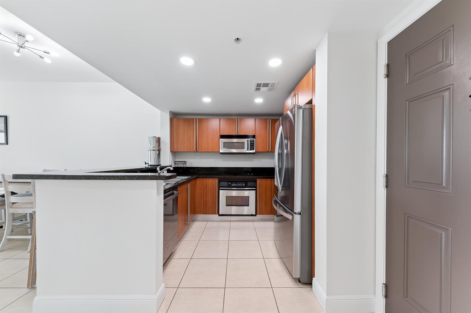 610 Clematis Street # 811, West Palm Beach FL 33401 photo 4