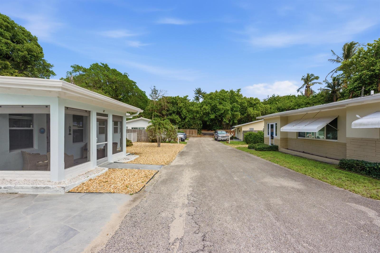 7 Belair Drive, Boynton Beach FL 33435 photo 4