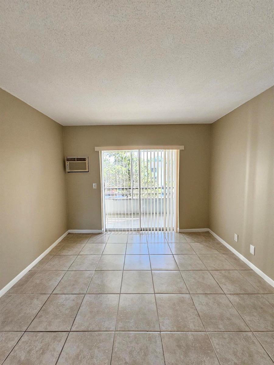 114 E Norwich E, West Palm Beach FL 33417