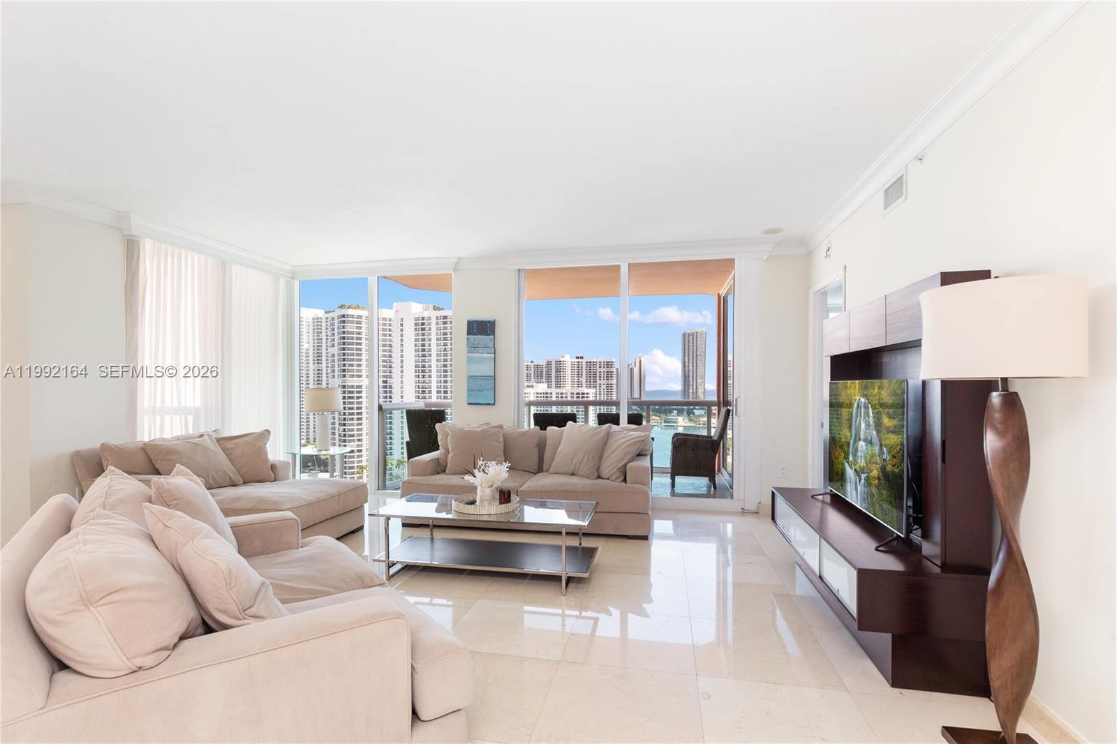 3370 NE 190th St # 2007, Aventura FL 33180 photo 2