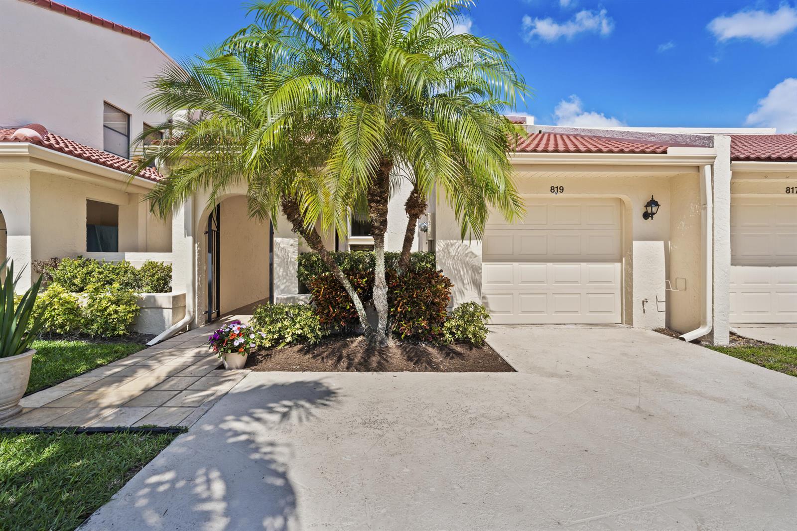 819 Windermere Way, Palm Beach Gardens FL 33418 photo 2