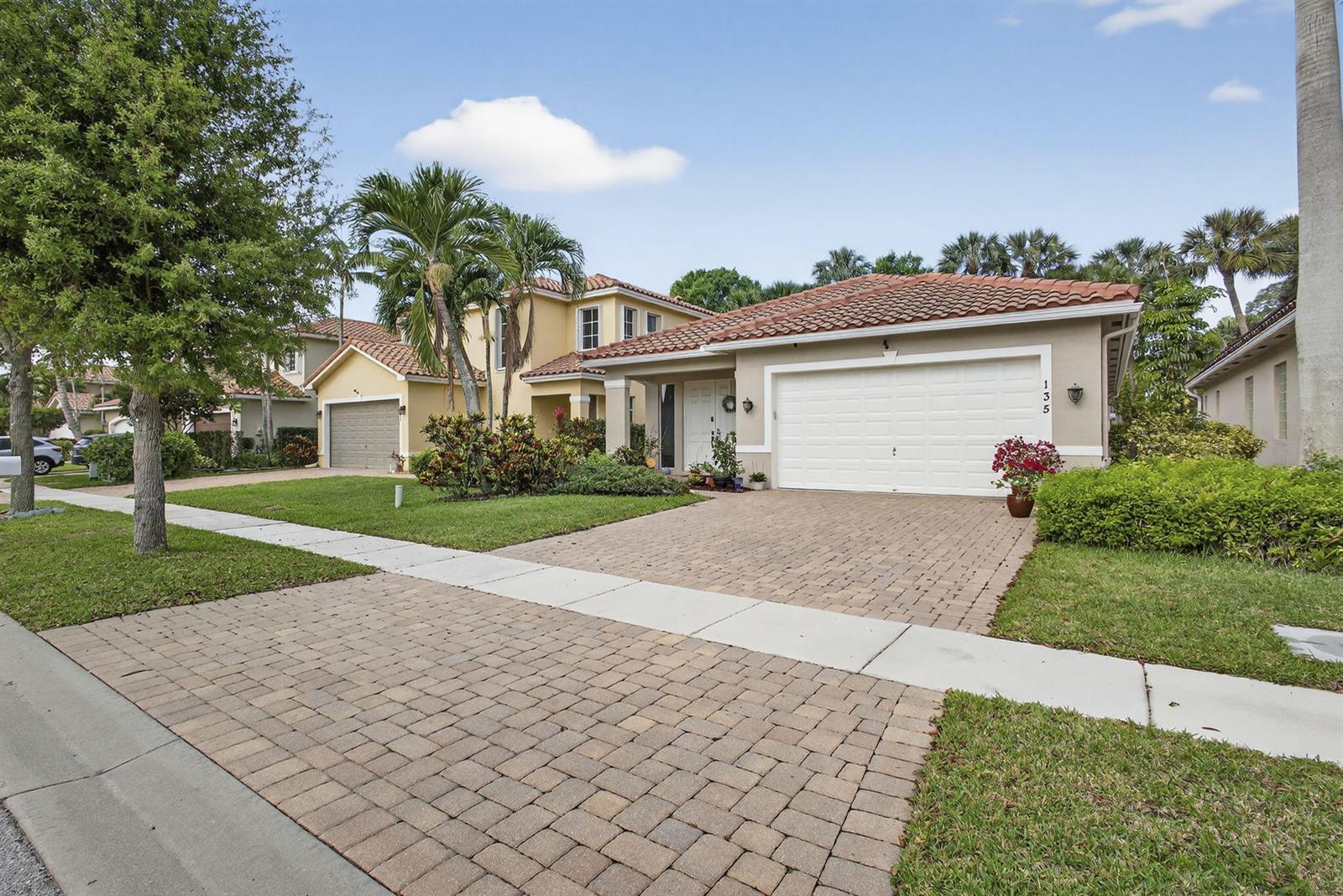 135 Atwell Drive, West Palm Beach FL 33411 photo 2