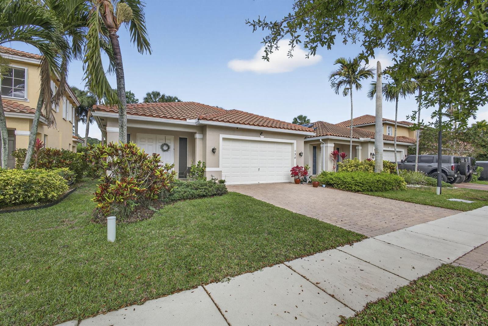 135 Atwell Drive, West Palm Beach FL 33411 photo 4