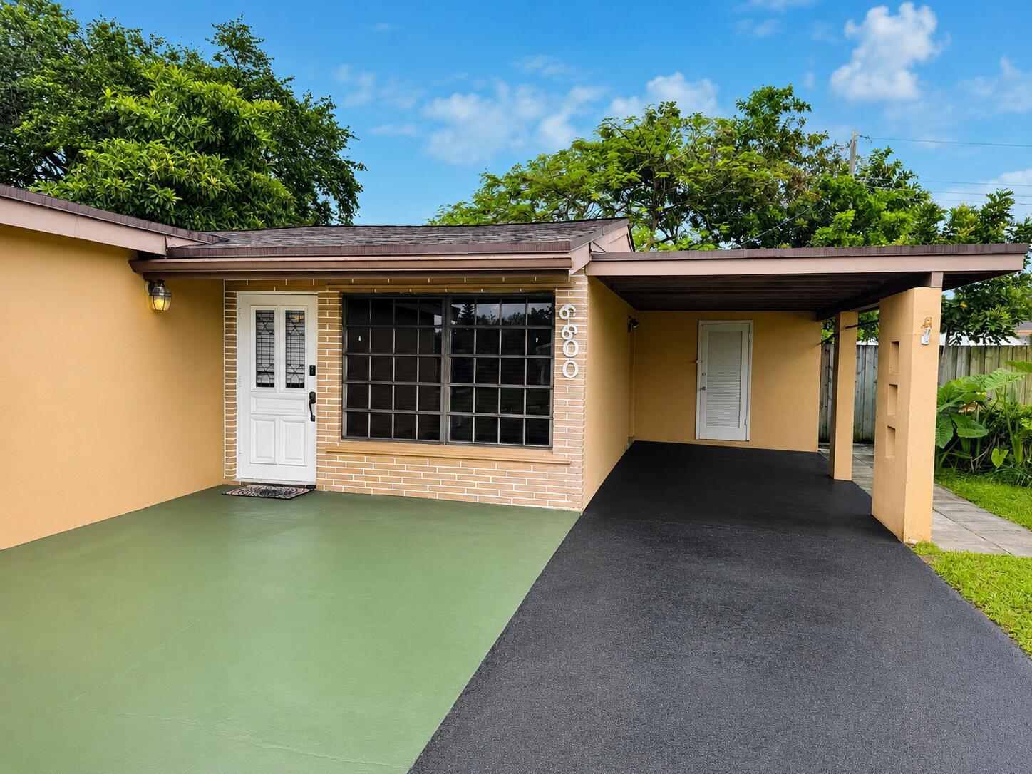 6600 Allen Street, Hollywood FL 33024 photo 3