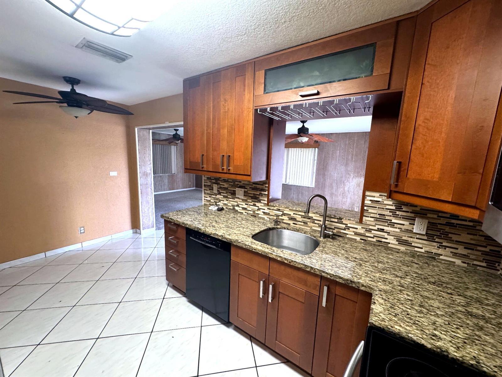 6600 Allen Street, Hollywood FL 33024 photo 4