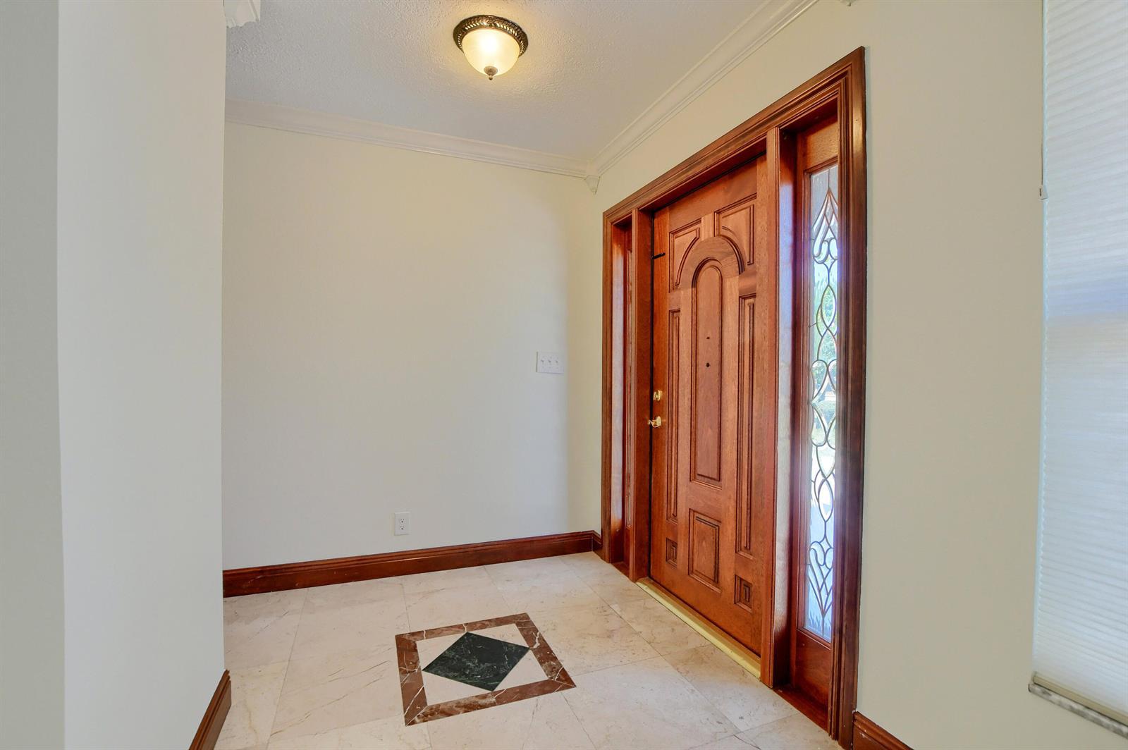 2334 Timbercreek Circle NW, Boca Raton FL 33431 photo 4