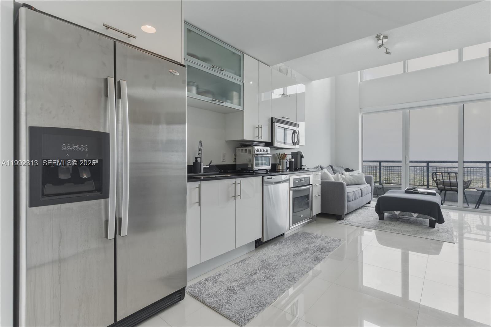 60 SW 13th St # 2805, Miami FL 33130 photo 4