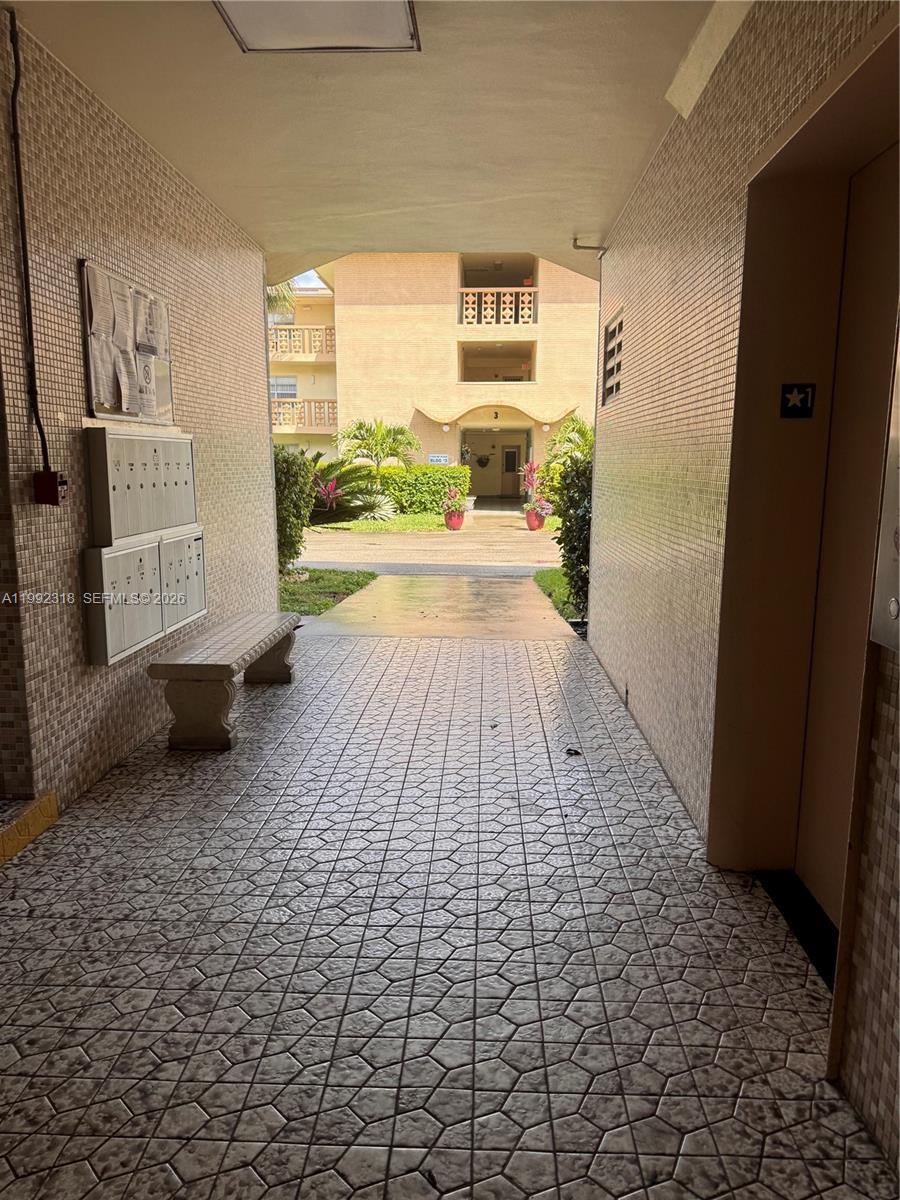 17090 NE 14th Ave # 107, Miami FL 33162 photo 3