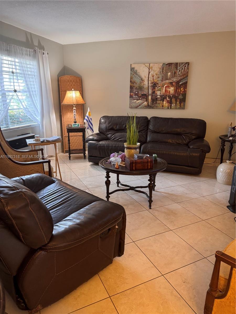 17090 NE 14th Ave # 107, Miami FL 33162 photo 5