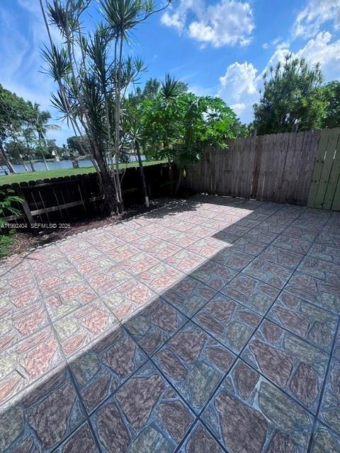 6713 SW 112th Ct, Miami FL 33173 photo 4