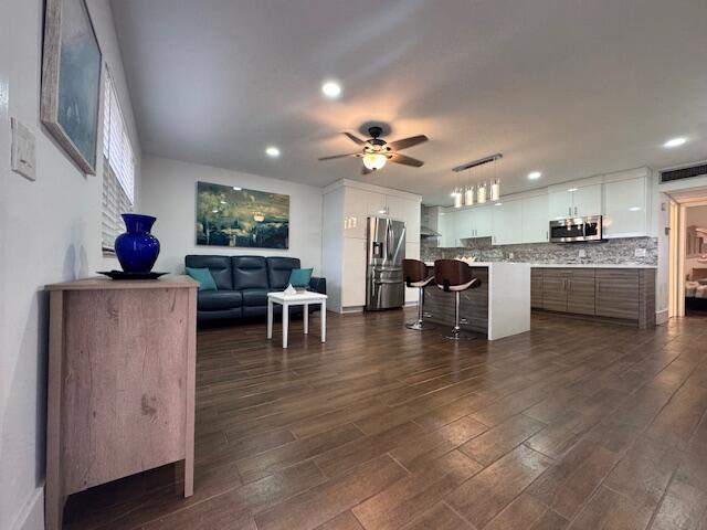 187 Seville Terrace, Delray Beach FL 33446 photo 2