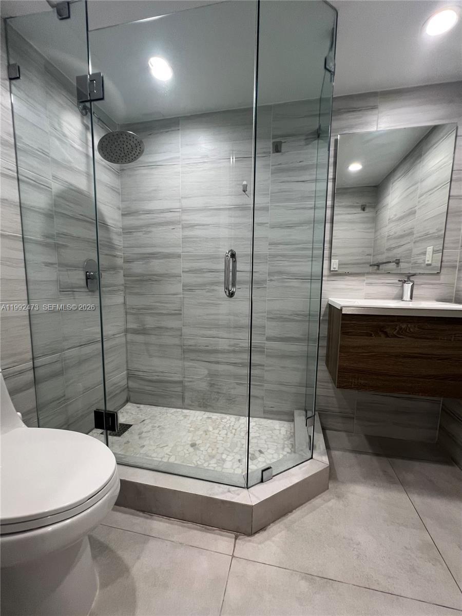2333 Brickell Ave # 2310, Miami FL 33129 photo 2