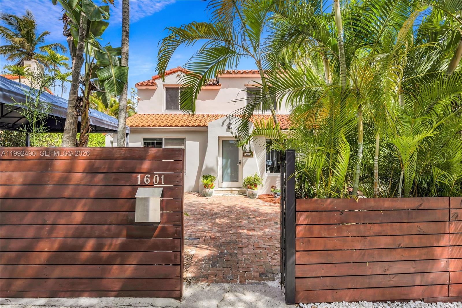 1601 SW 11th Ter, Miami FL 33135
