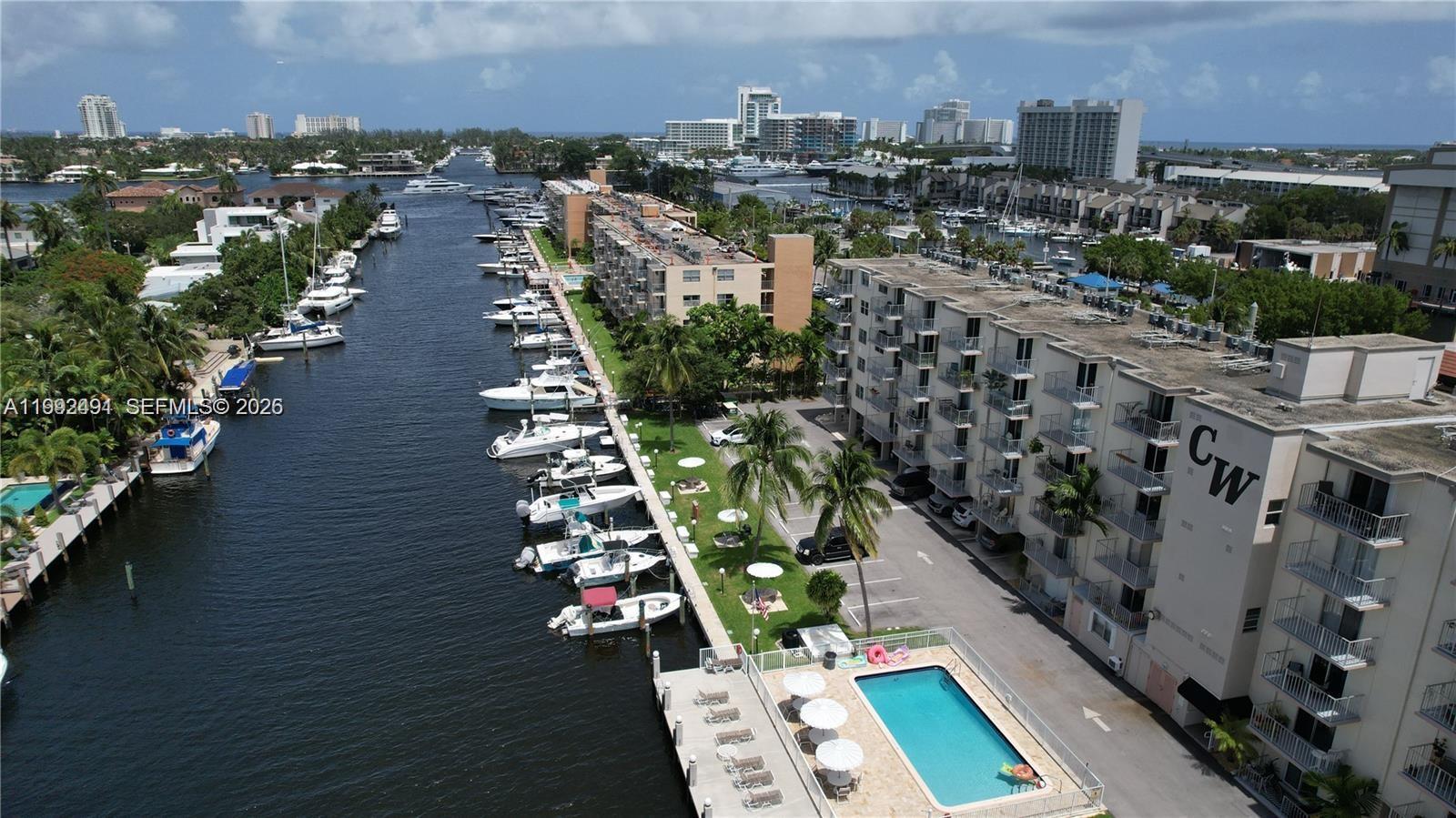 1731 SE 15th St # 402, Fort Lauderdale FL 33316