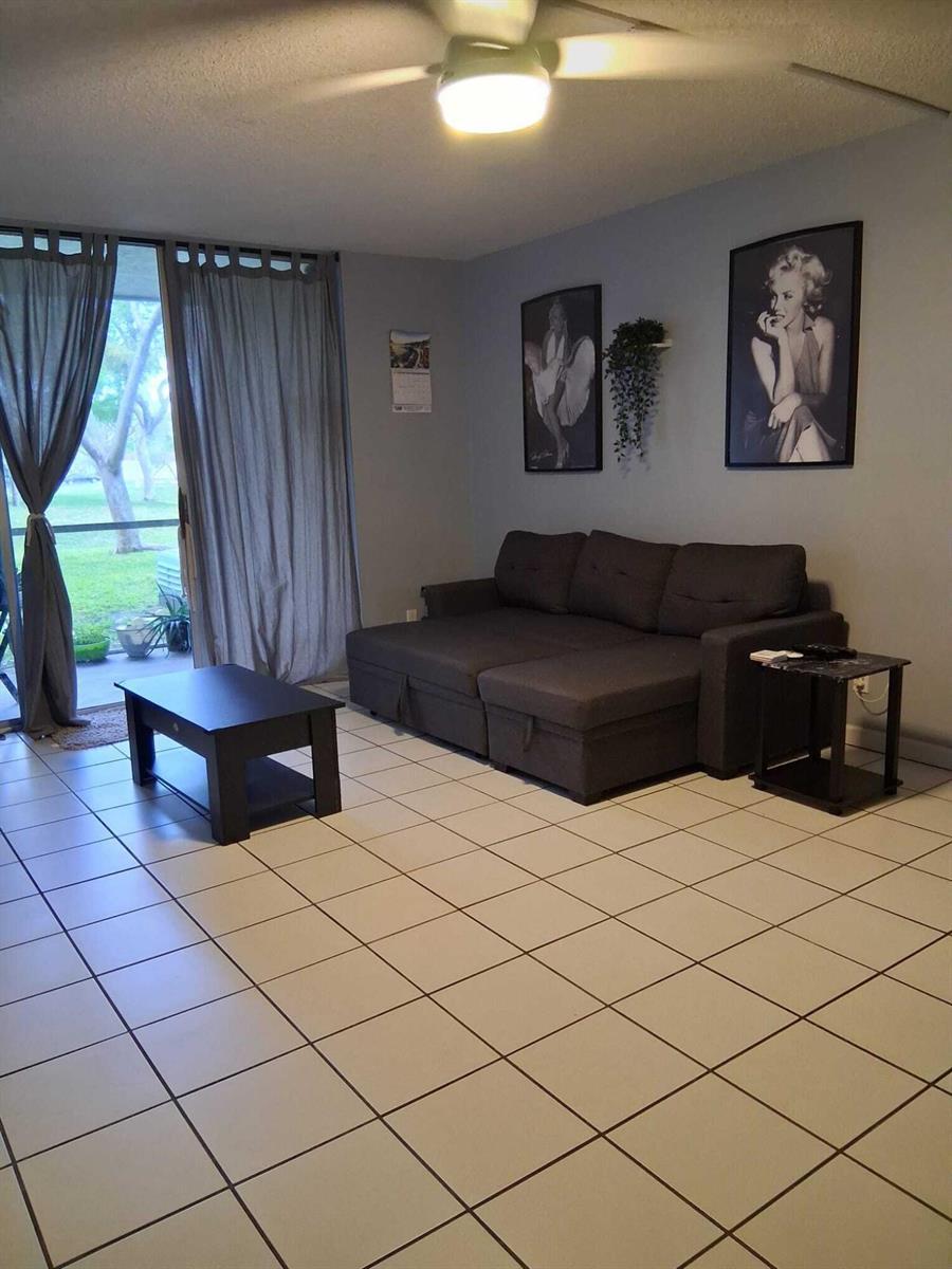 3161 NW 47th Terrace # 111, Lauderdale Lakes FL 33319 photo 2
