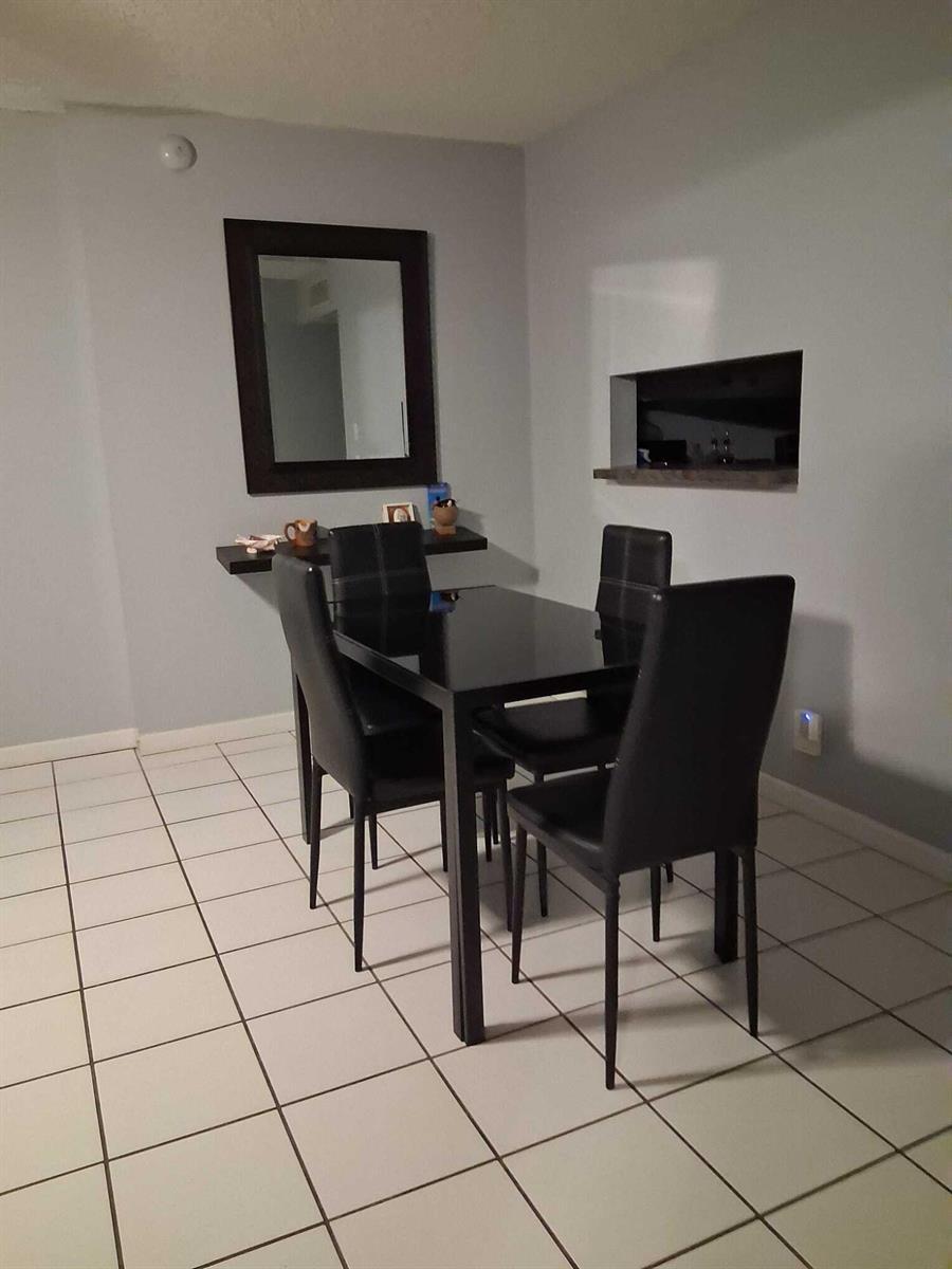 3161 NW 47th Terrace # 111, Lauderdale Lakes FL 33319