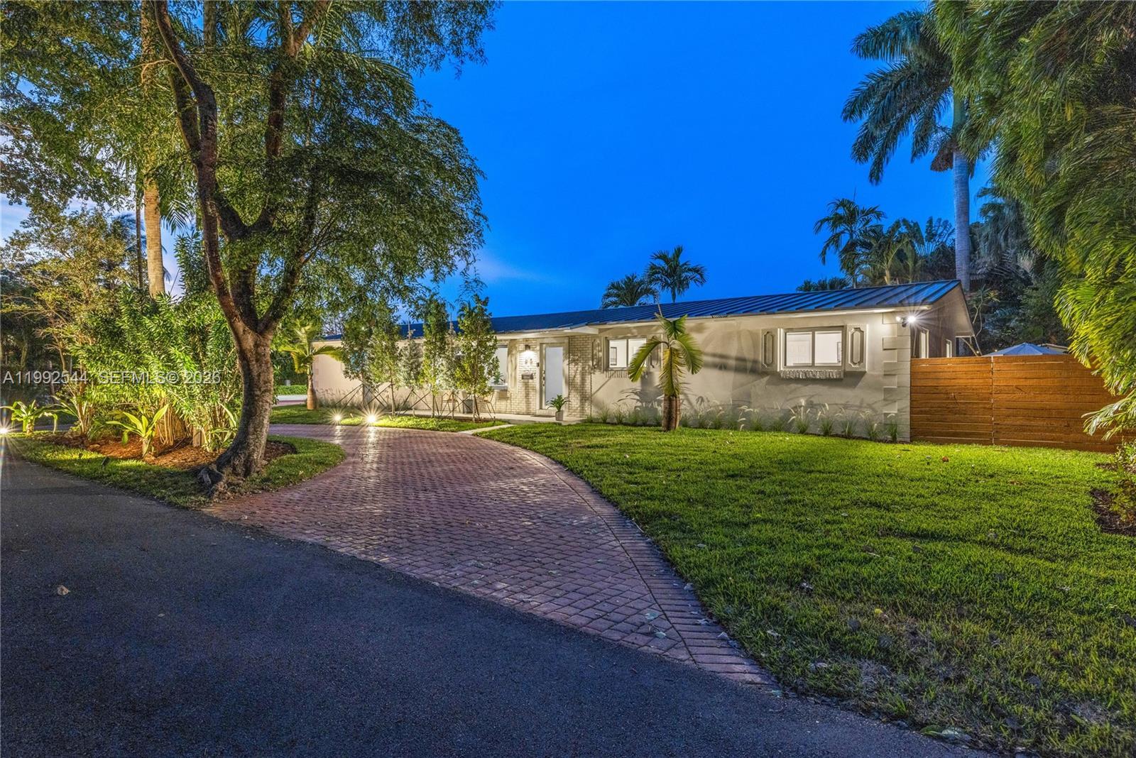 615 NE 115th St, Biscayne Park FL 33161