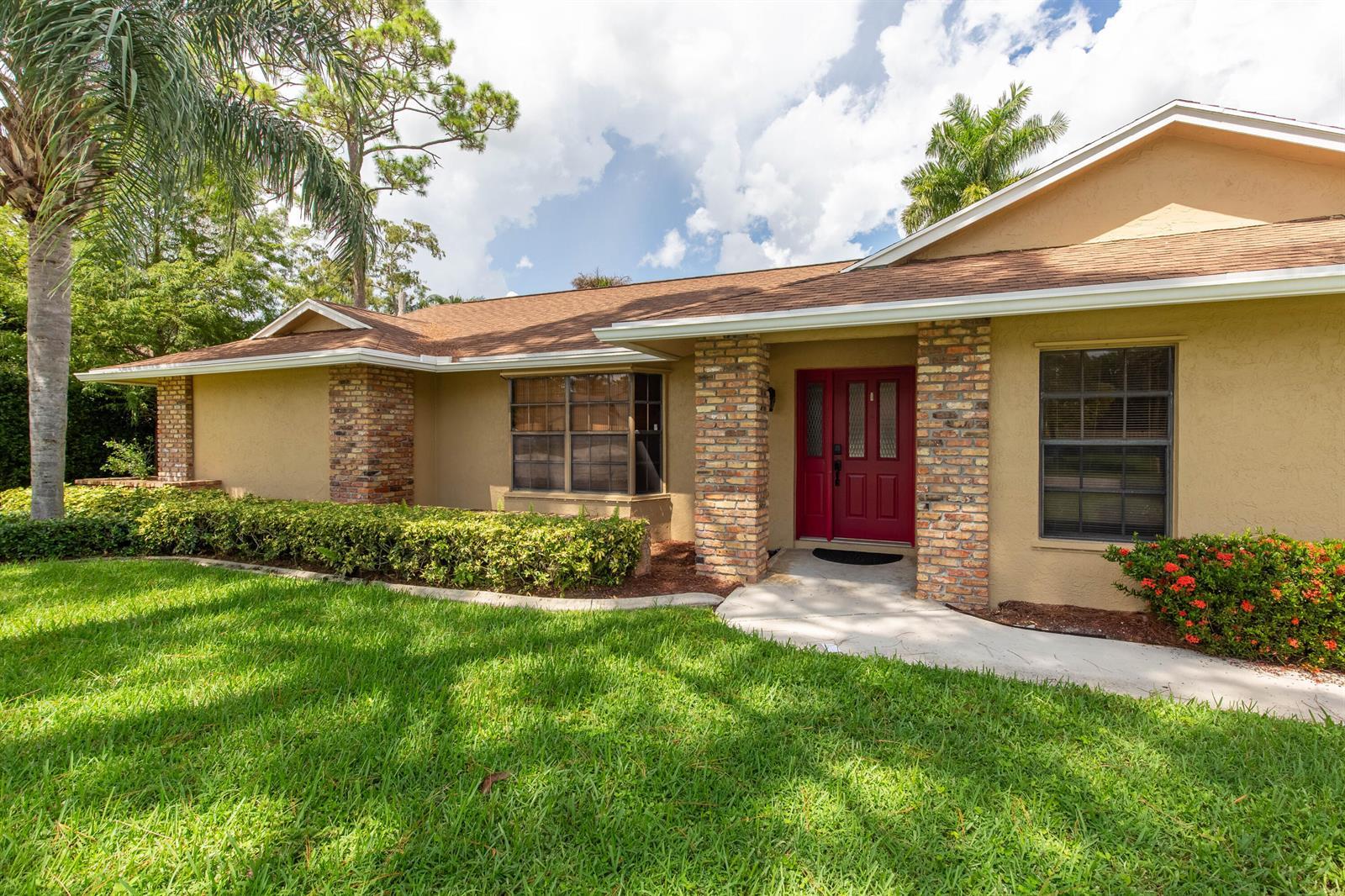 1123 Northumberland Court, Wellington FL 33414