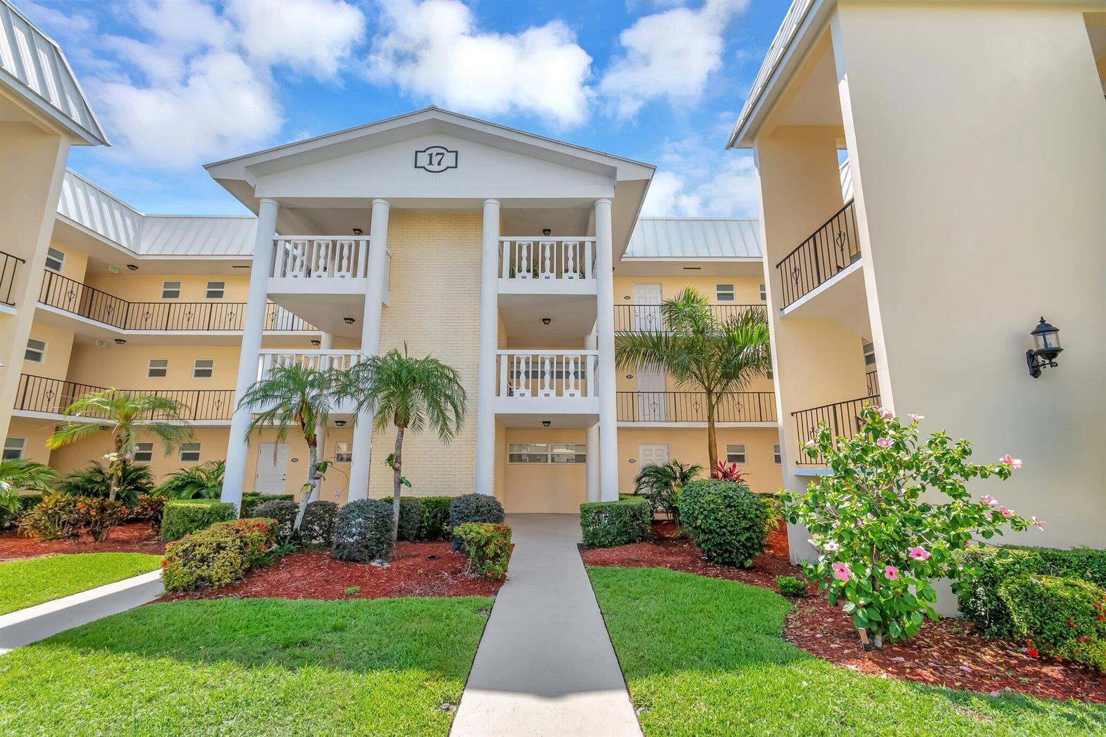 17 Colonial Club Drive # 204, Boynton Beach FL 33435 photo 4