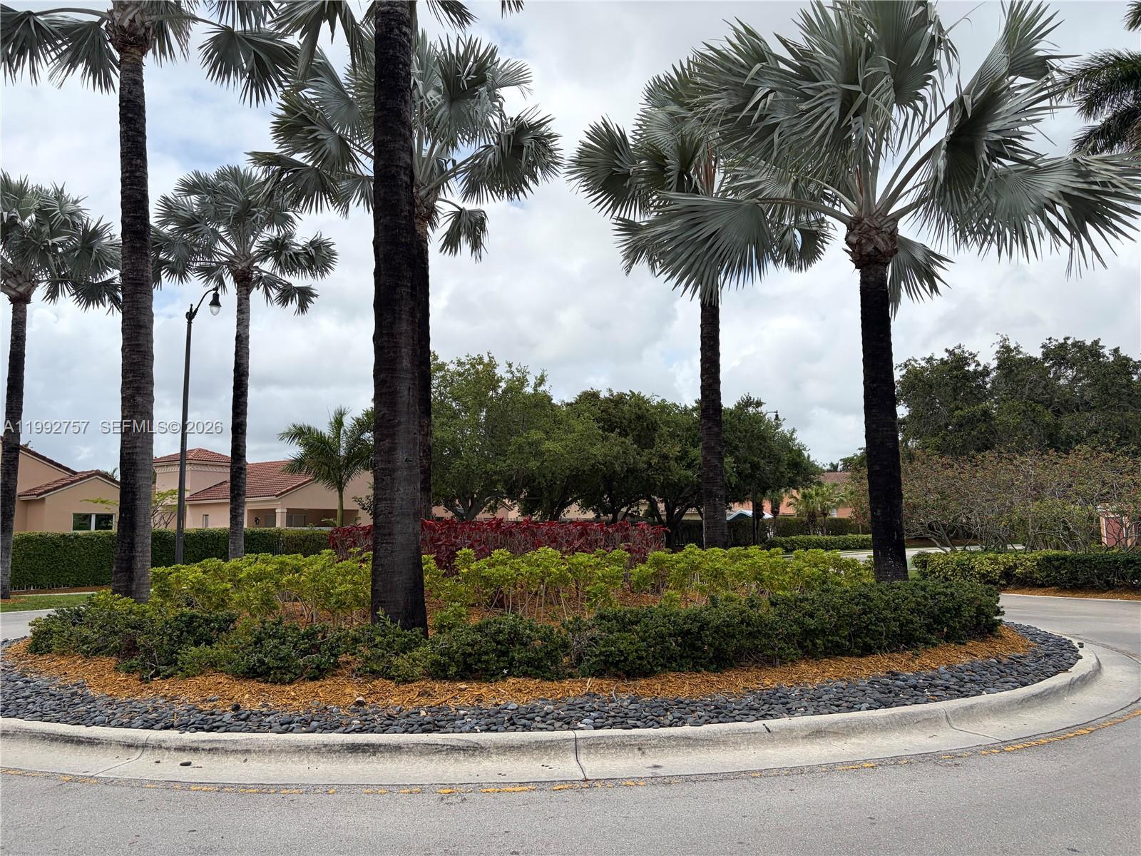2281 NE 42nd Ave, Homestead FL 33033 photo 4