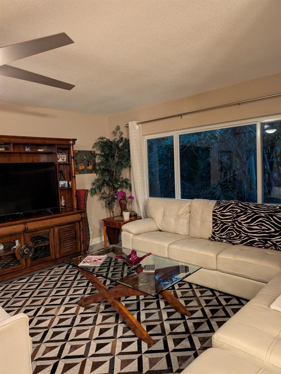 2734 NE 27th Court # 21, Lighthouse Point FL 33064 photo 2