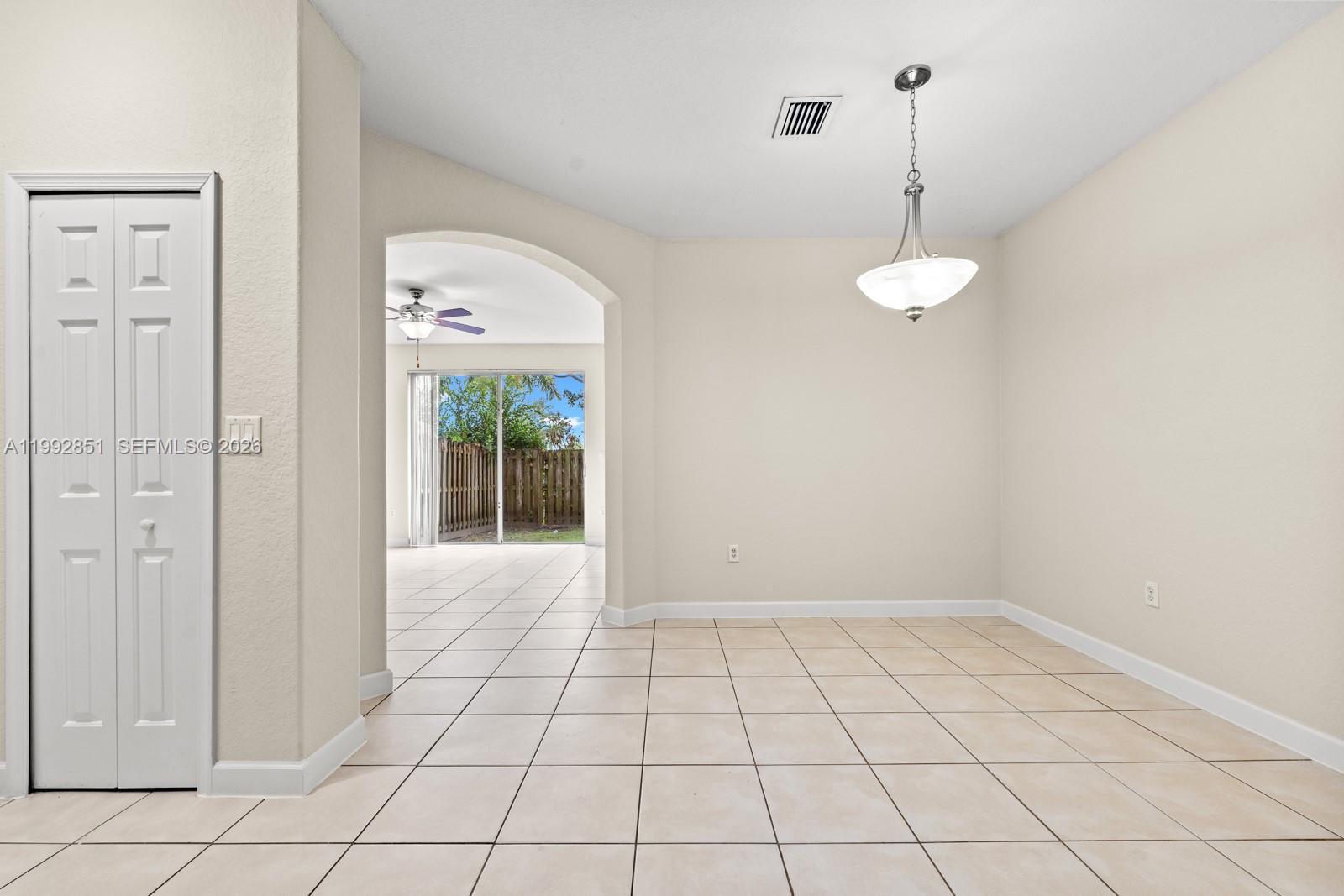 2411 SE 14th St, Homestead FL 33035 photo 5