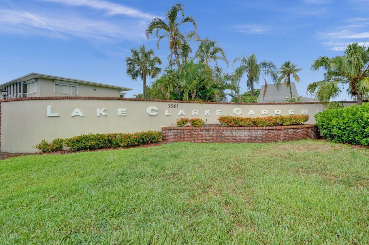 2812 S Garden Dr # 304, Lake Worth FL 33461 photo 2