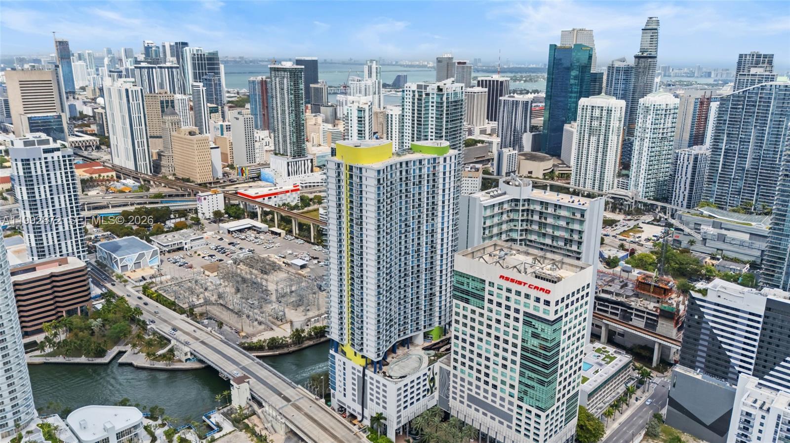 185 SW 7th St # 3414, Miami FL 33130 photo 2