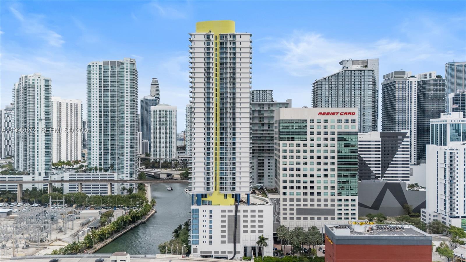 185 SW 7th St # 3414, Miami FL 33130 photo 4