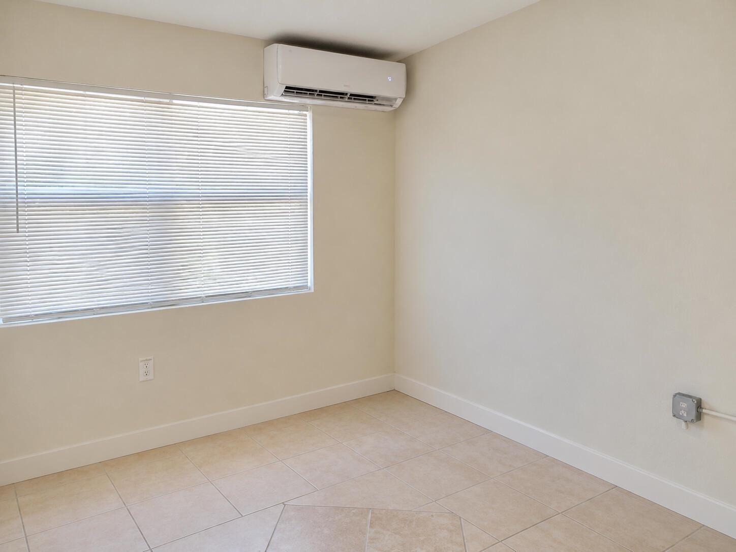 2204 Atlanta Street # 3, Hollywood FL 33020 photo 3