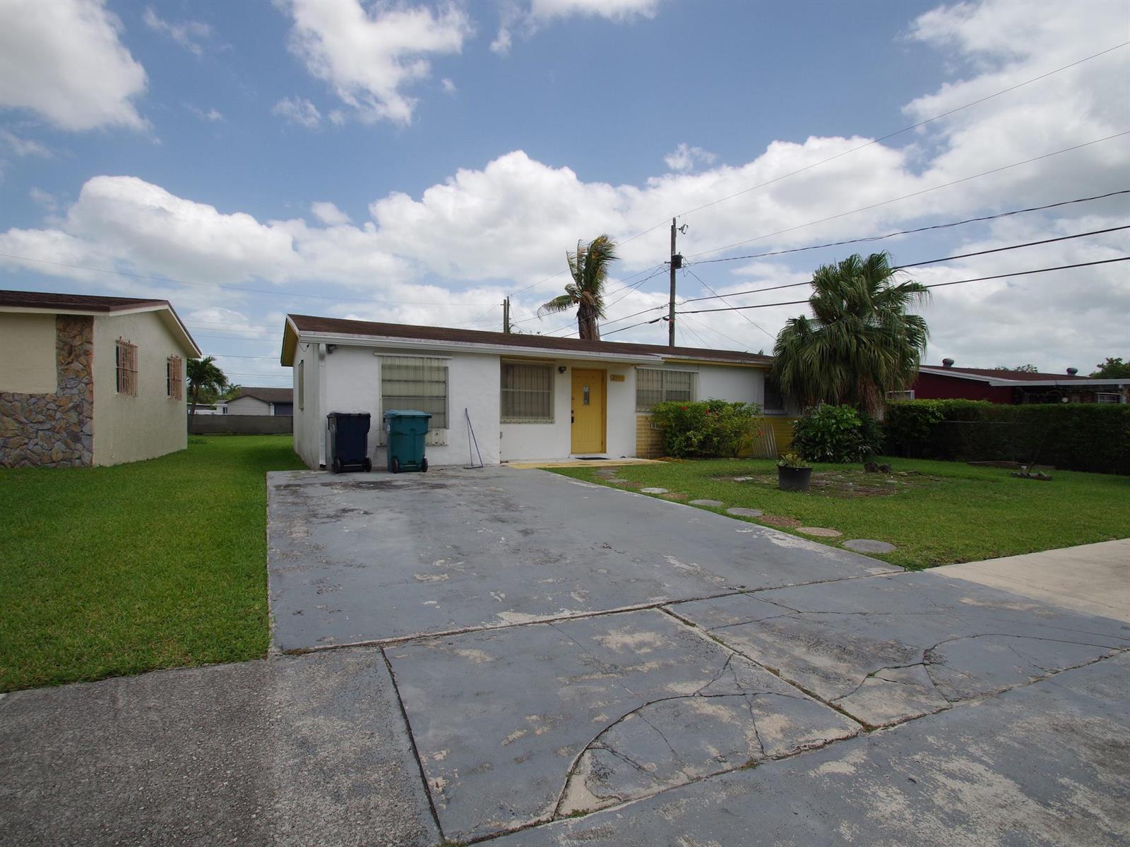 22315 SW 108th Court, Miami FL 33170 photo 2