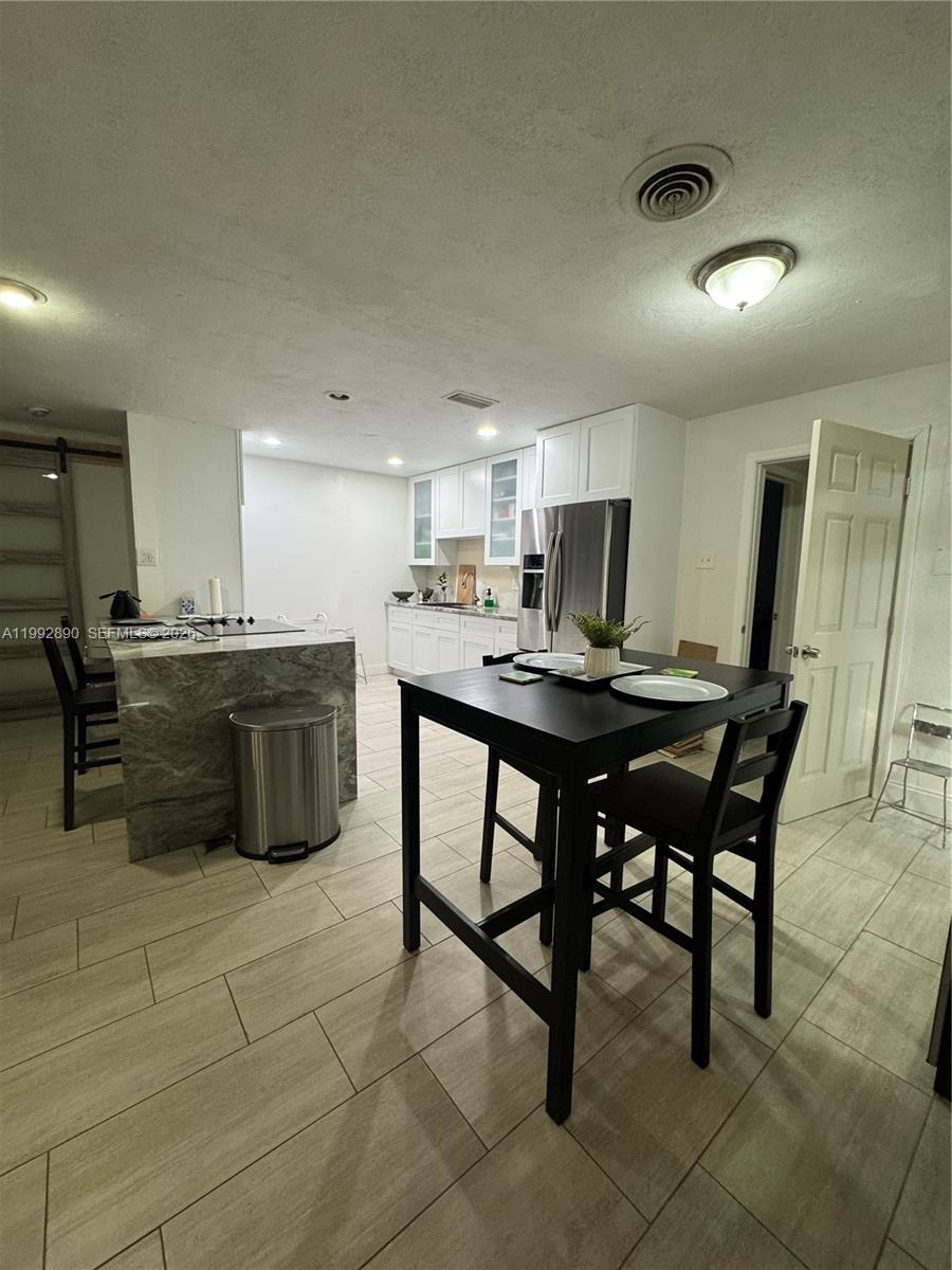 5890 NW 16th Ct, Sunrise FL 33313 photo 2