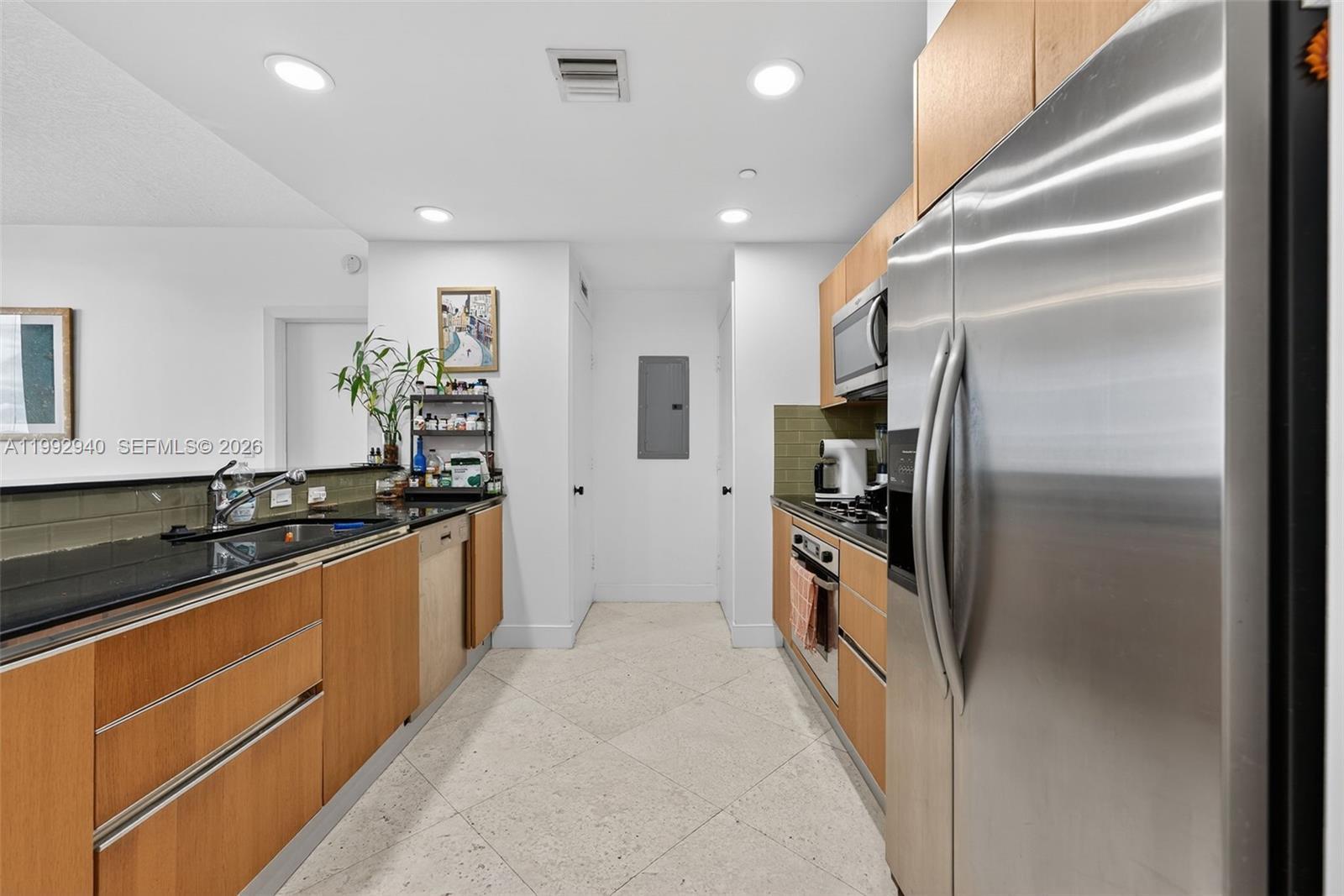 1050 Brickell Ave # 2510, Miami FL 33131 photo 4