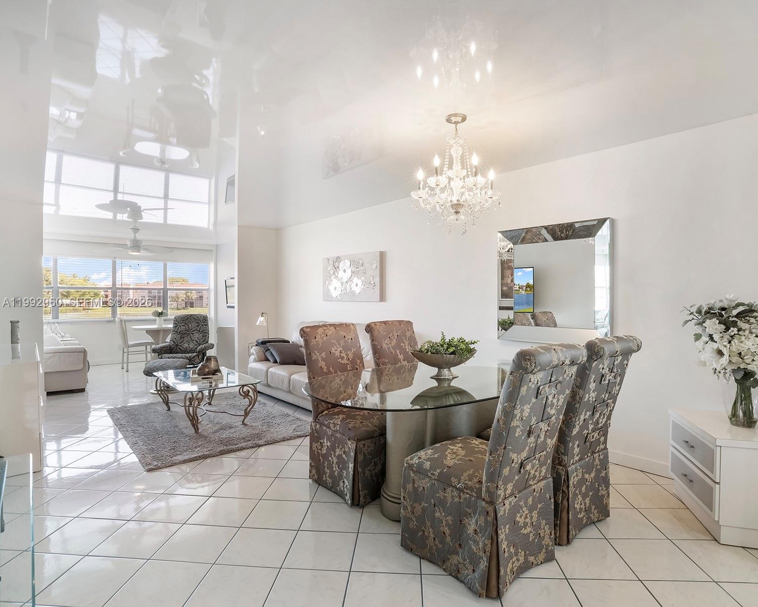9580 Sunrise Lakes Blvd # 205, Sunrise FL 33322 photo 2