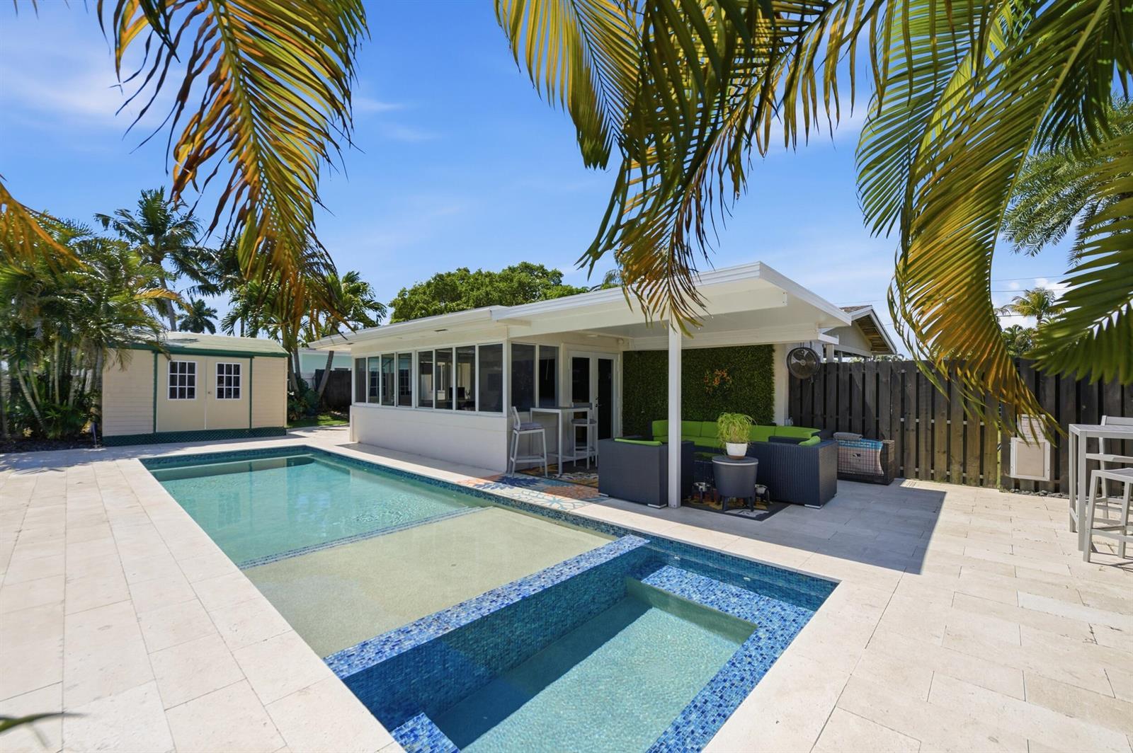 3690 NE 16th Avenue, Oakland Park FL 33334