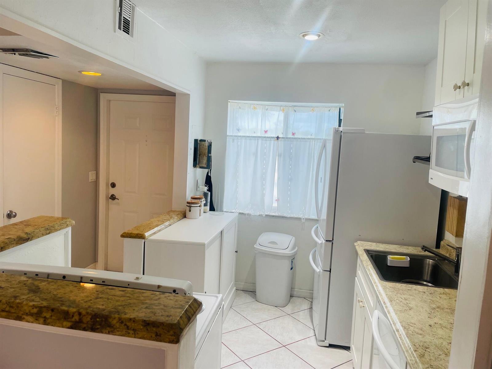139 Sparrow Drive # 2c, Royal Palm Beach FL 33411 photo 5