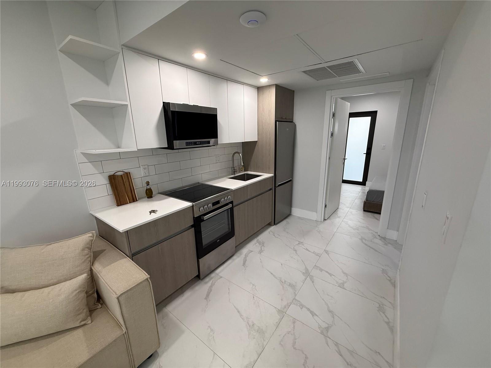 944 Jefferson Ave # 15, Miami Beach FL 33139 photo 5