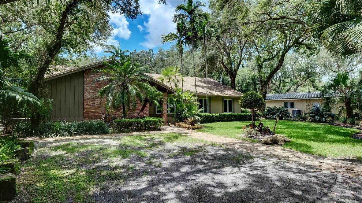 10890 SW 83rd Avenue, Miami FL 33156 photo 2