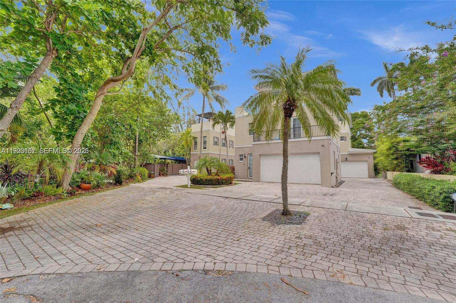 822 SW 10th St, Fort Lauderdale FL 33315