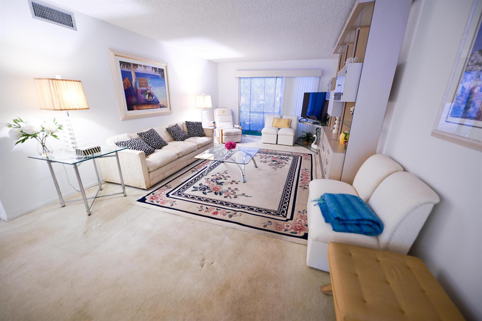 2901 Victoria Circle # J1, Coconut Creek FL 33066 photo 2