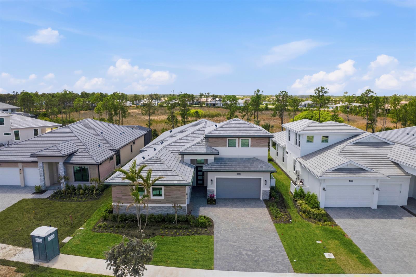 13688 Le Christine Drive, Palm Beach Gardens FL 33412 photo 2