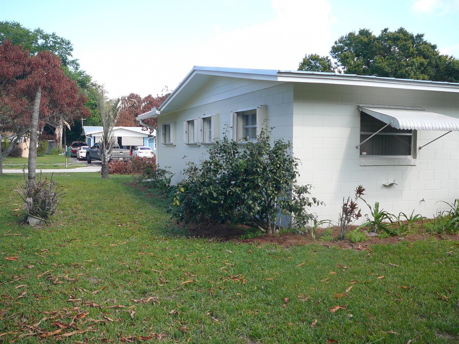 2921 Sherwood Lane, Fort Pierce FL 34982 photo 5